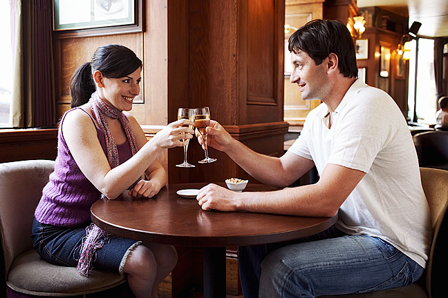 trekanten dating app kallhäll mötesplatser för äldre